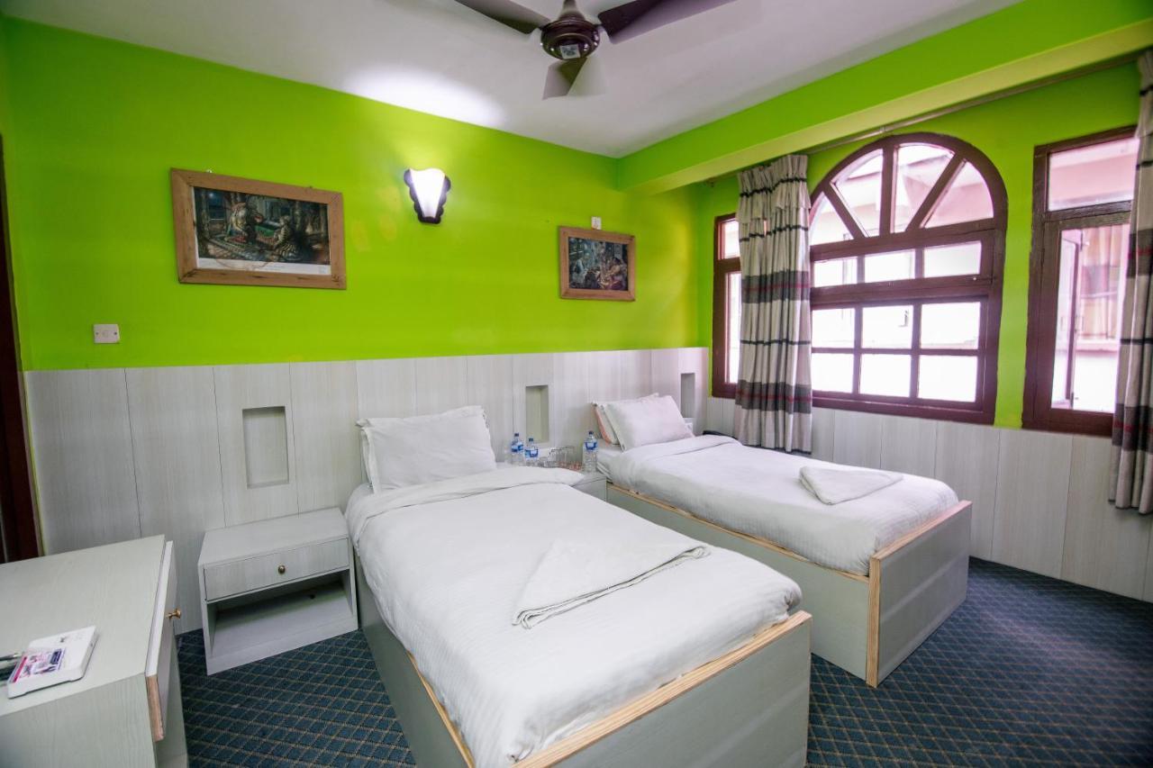 Hotel Pomelo House Kathmandu Bagian luar foto