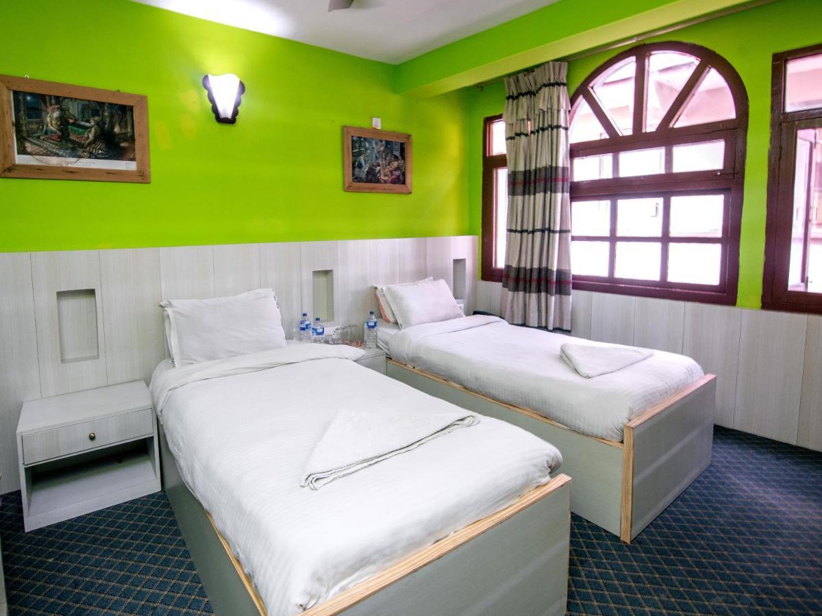 Hotel Pomelo House Kathmandu Bagian luar foto