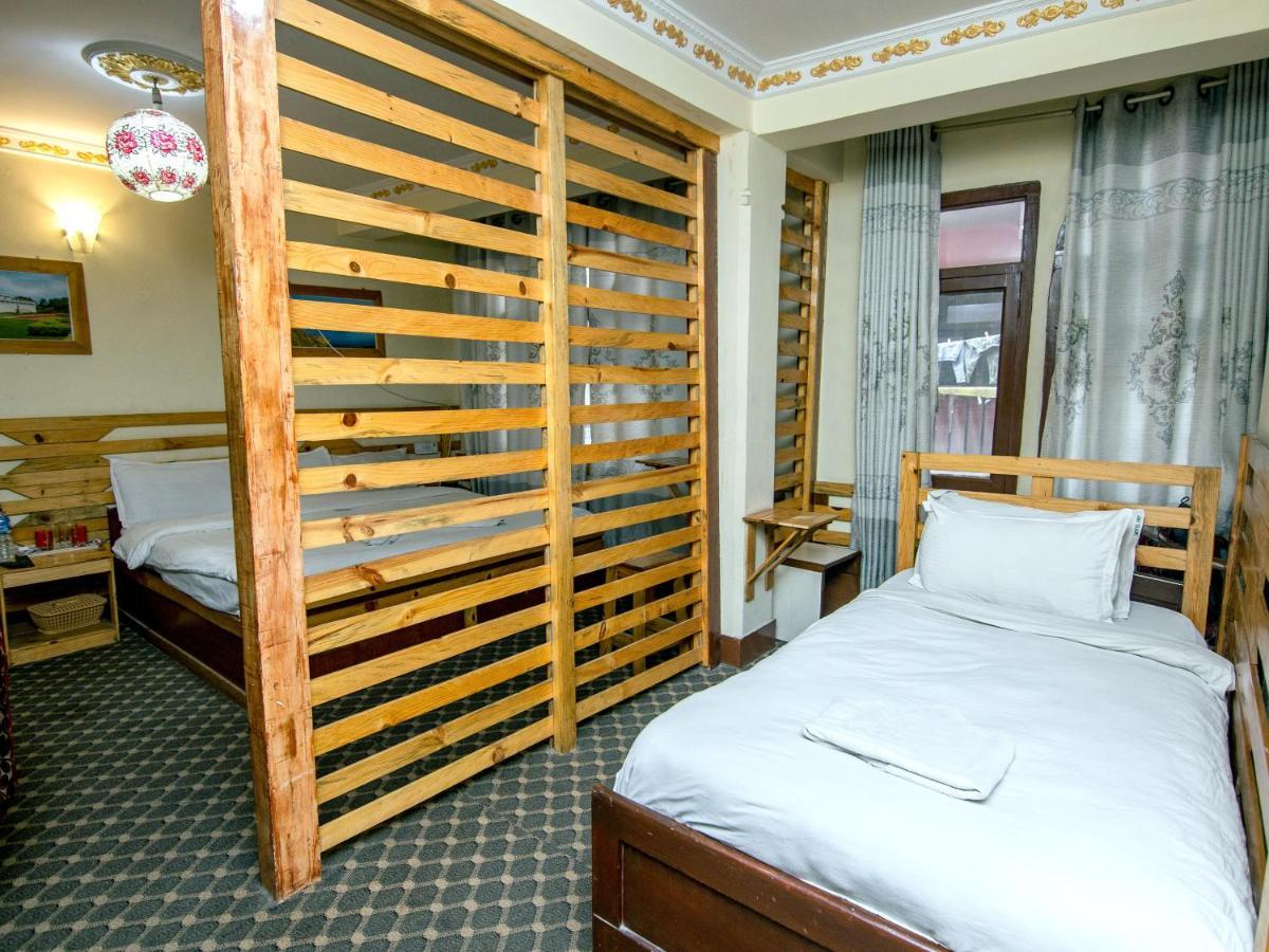 Hotel Pomelo House Kathmandu Bagian luar foto
