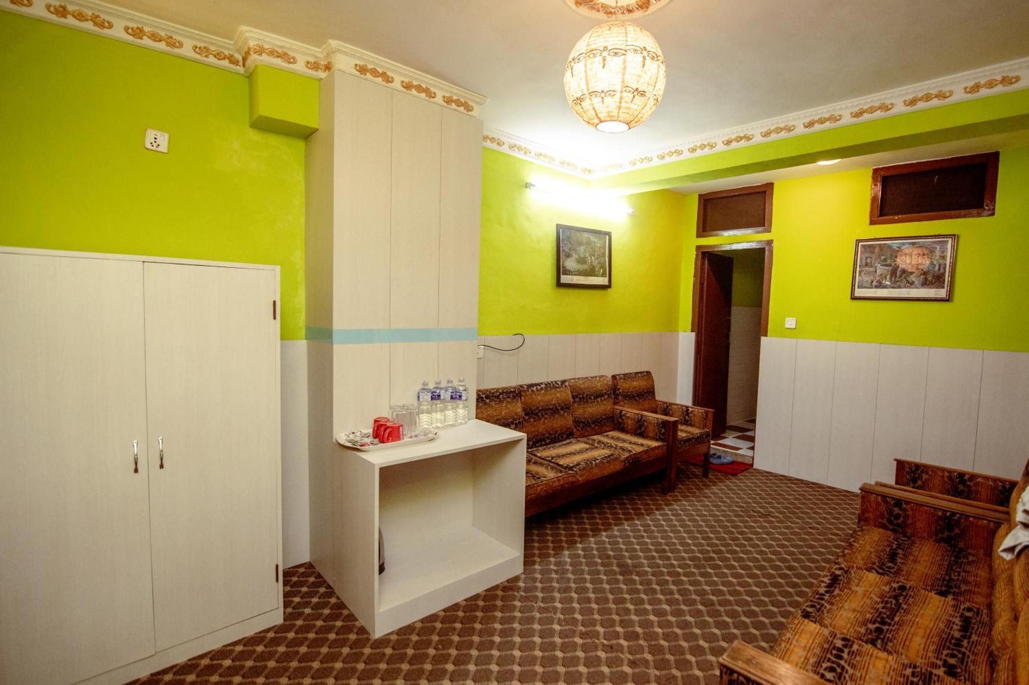 Hotel Pomelo House Kathmandu Bagian luar foto