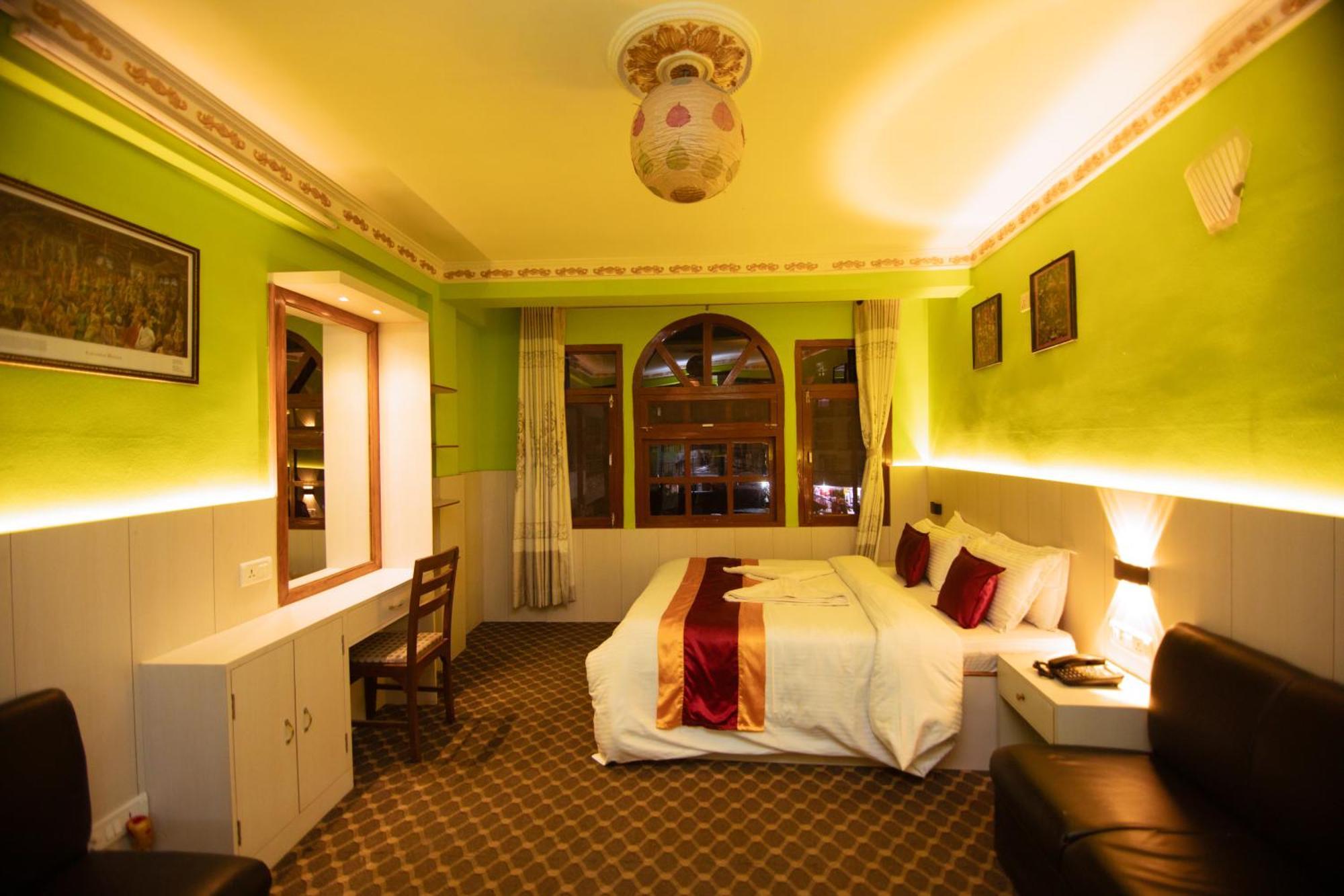 Hotel Pomelo House Kathmandu Bagian luar foto