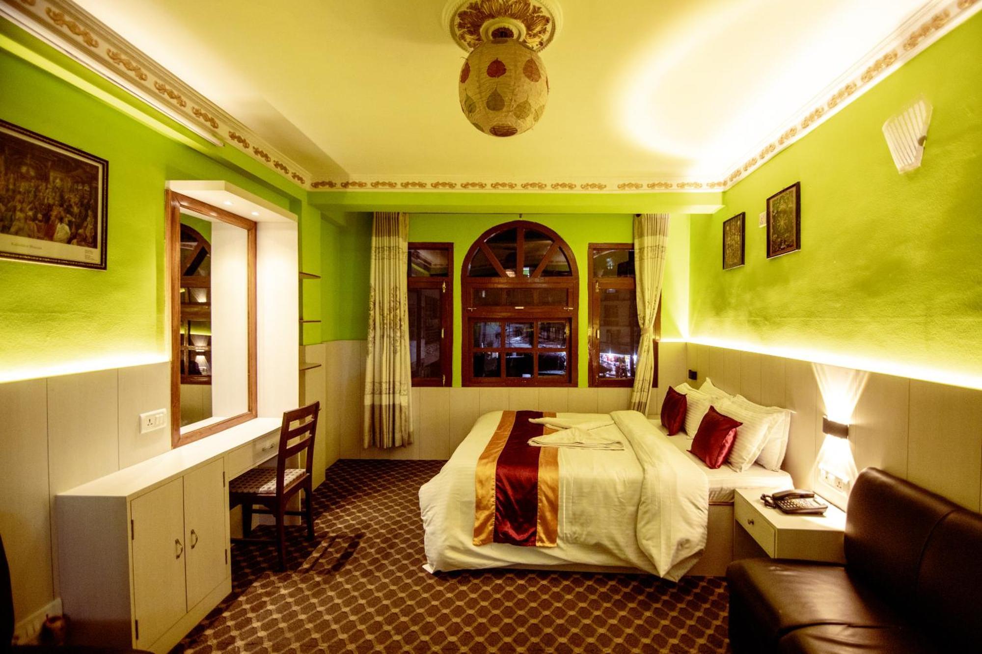 Hotel Pomelo House Kathmandu Bagian luar foto