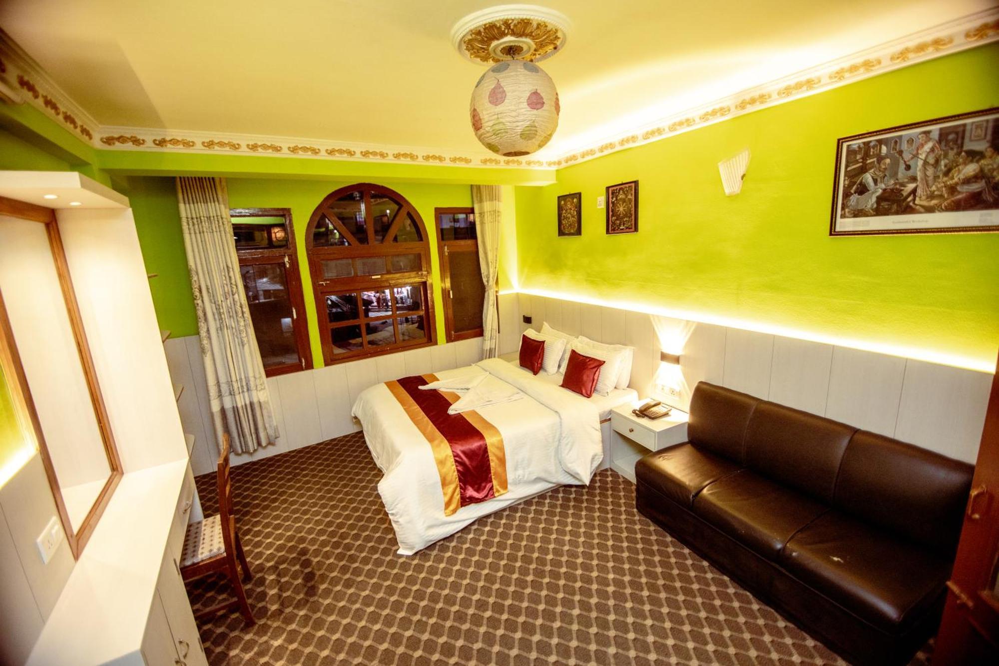 Hotel Pomelo House Kathmandu Bagian luar foto