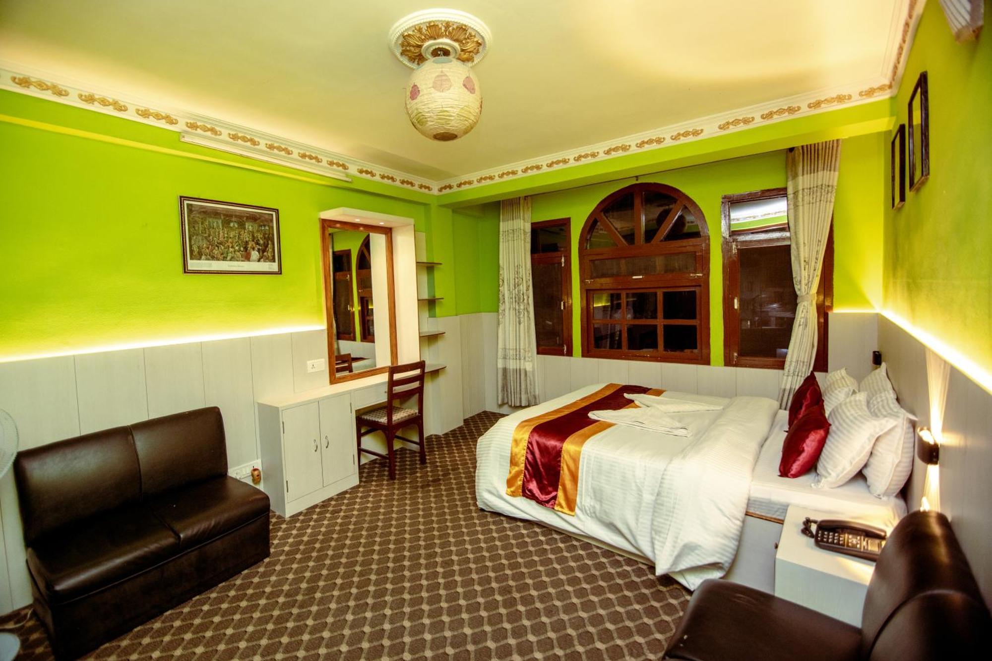 Hotel Pomelo House Kathmandu Bagian luar foto