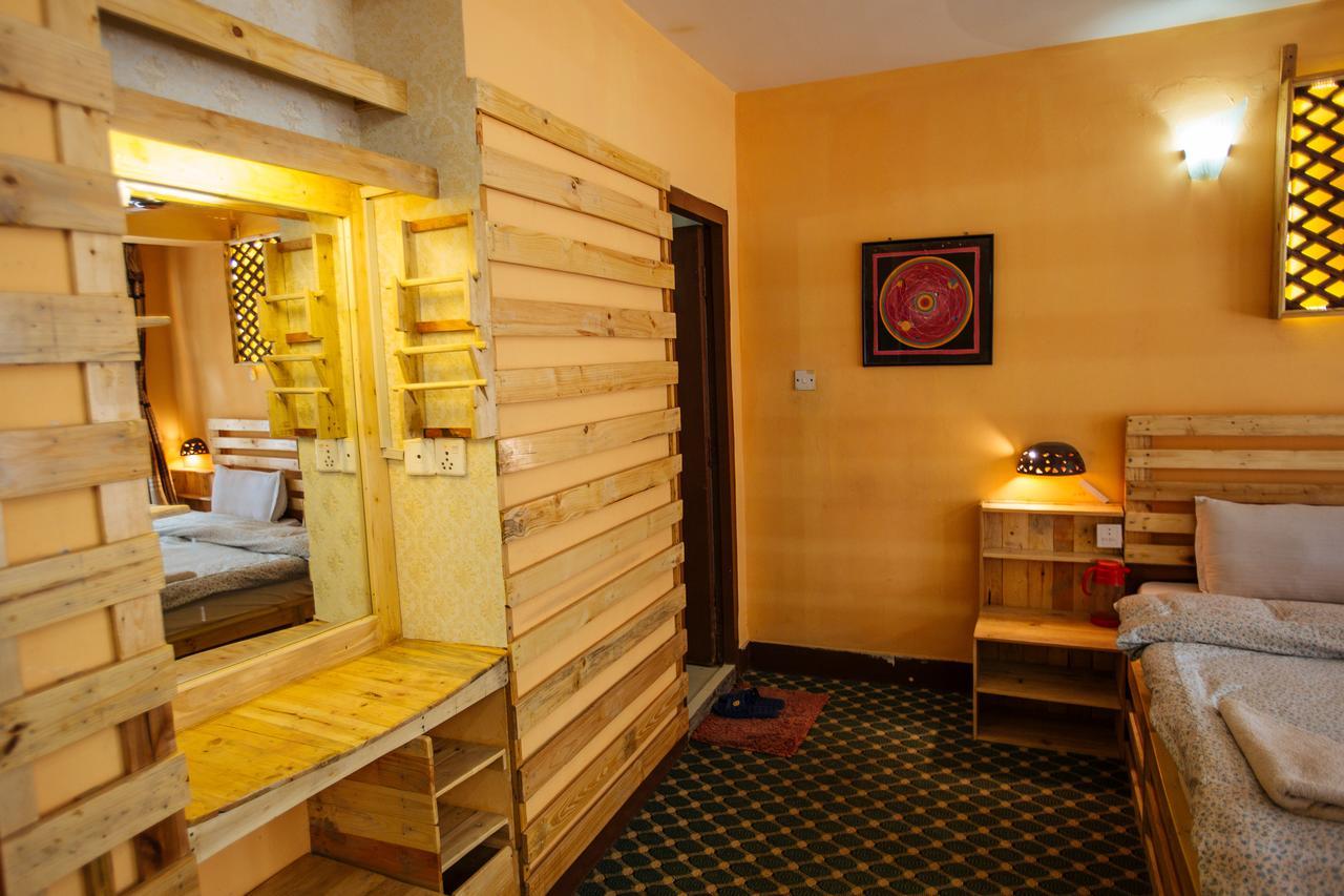 Hotel Pomelo House Kathmandu Bagian luar foto